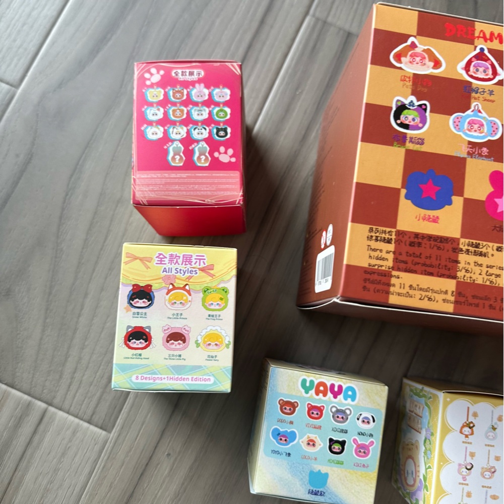 Blind Box Bundle - Picture 6 of 6
